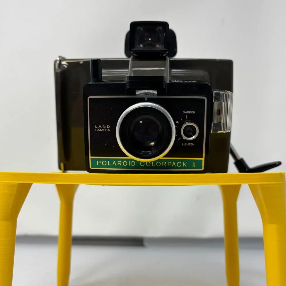 Vintage Polaroid Colorpack II Land Camera with case and Paperwork UNTESTED